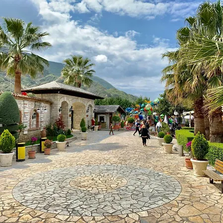 Palmanova Resort 4*
