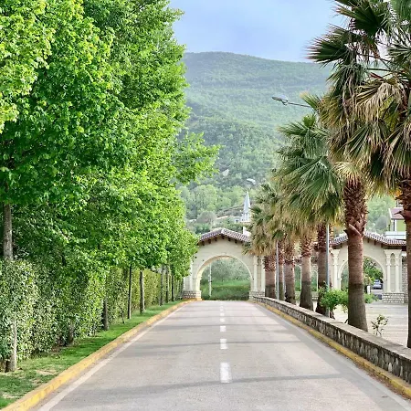 Θέρετρο Palmanova Mirash