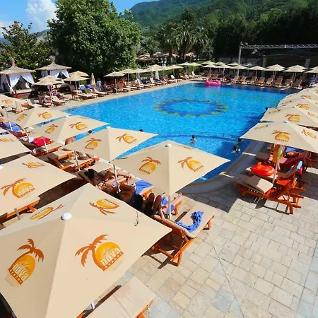 منتجع Palmanova 4*